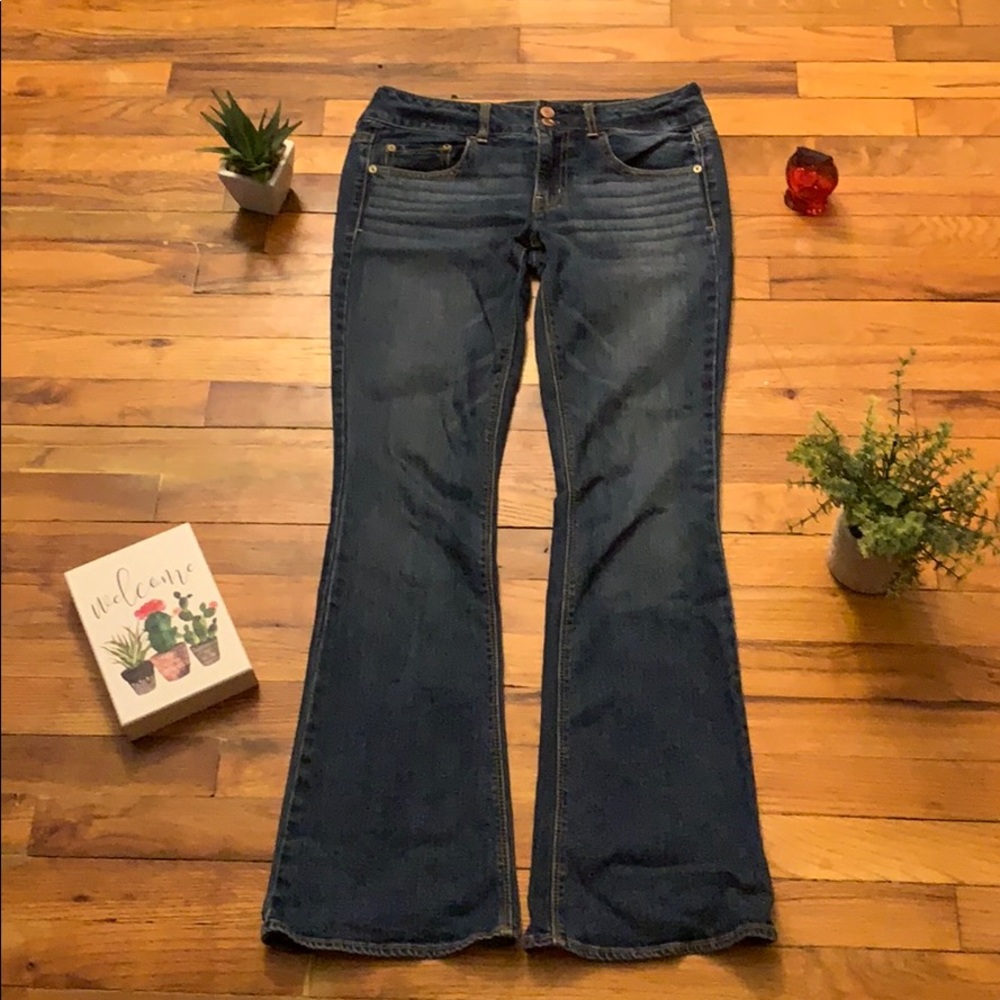 AEO denim artist stretch flare jeans